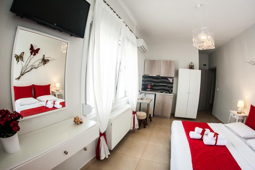 Thermaikos Studios & Apartments Peraía Dış mekan fotoğraf