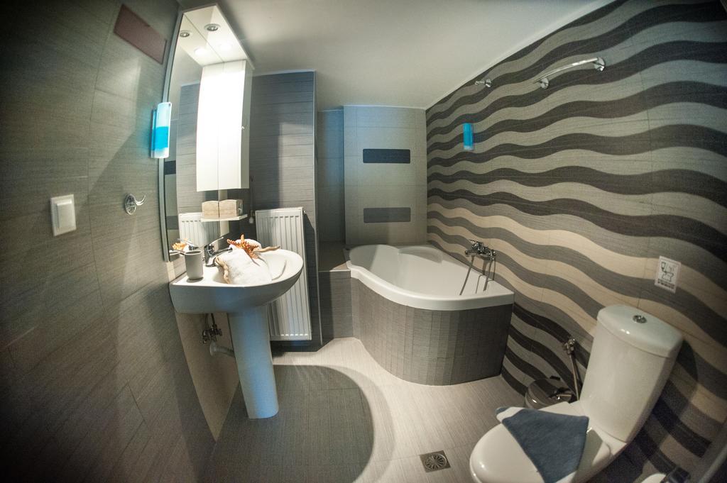 Thermaikos Studios & Apartments Peraía Dış mekan fotoğraf