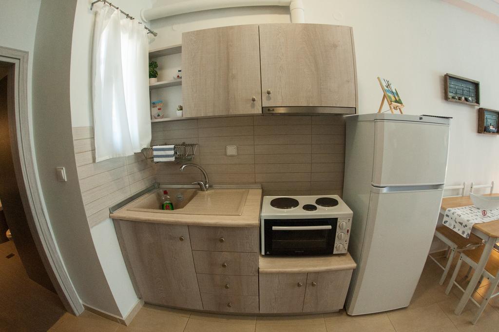 Thermaikos Studios & Apartments Peraía Dış mekan fotoğraf
