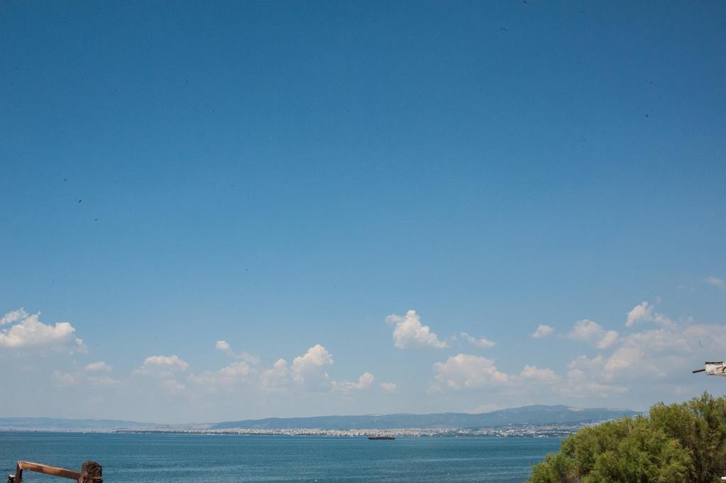 Thermaikos Studios & Apartments Peraía Dış mekan fotoğraf