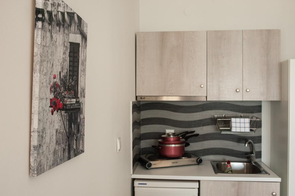 Thermaikos Studios & Apartments Peraía Dış mekan fotoğraf